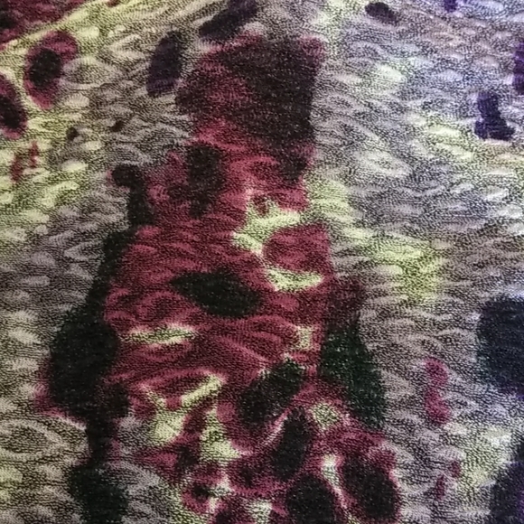 Purple colors combo 1X ladies short sleeves top - Picture 6 of 6